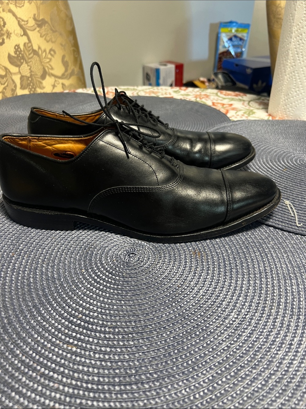 Men's Allen Edmonds Classic Black Leather Cap-Toe Dress Shoes